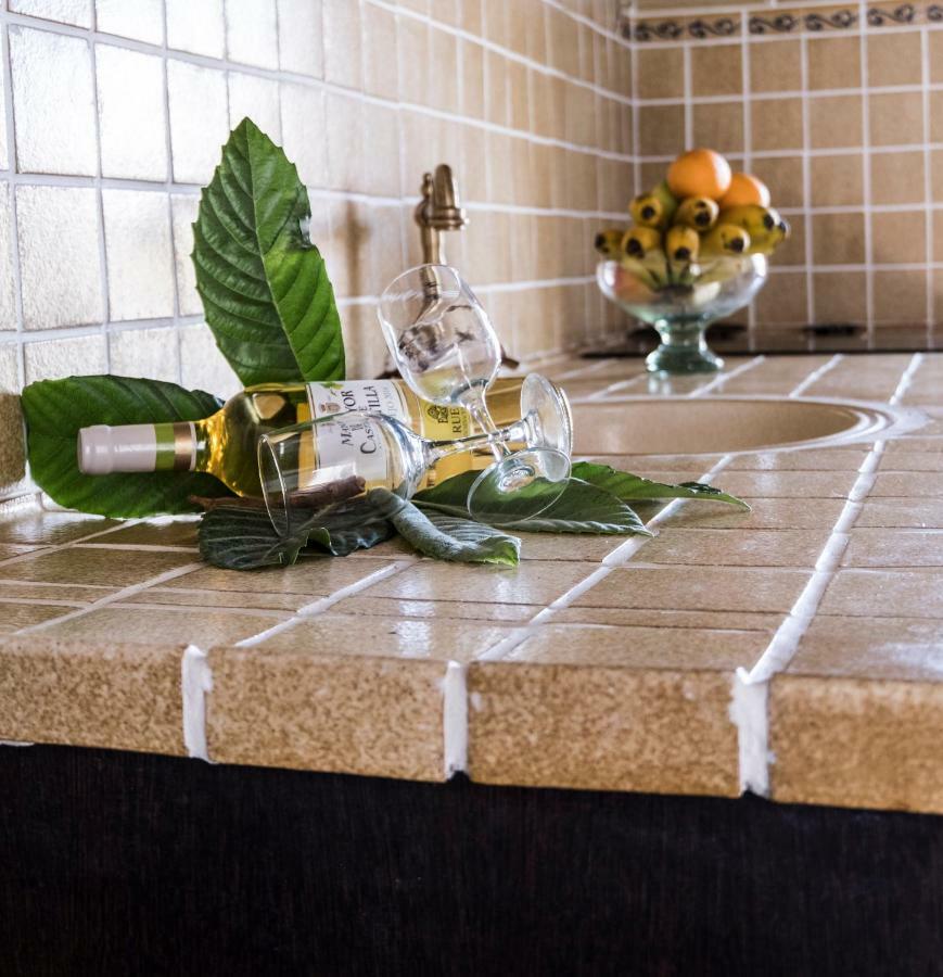 San Borondon Guest House Alojera Ngoại thất bức ảnh