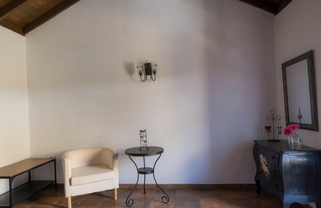 San Borondon Guest House Alojera Ngoại thất bức ảnh